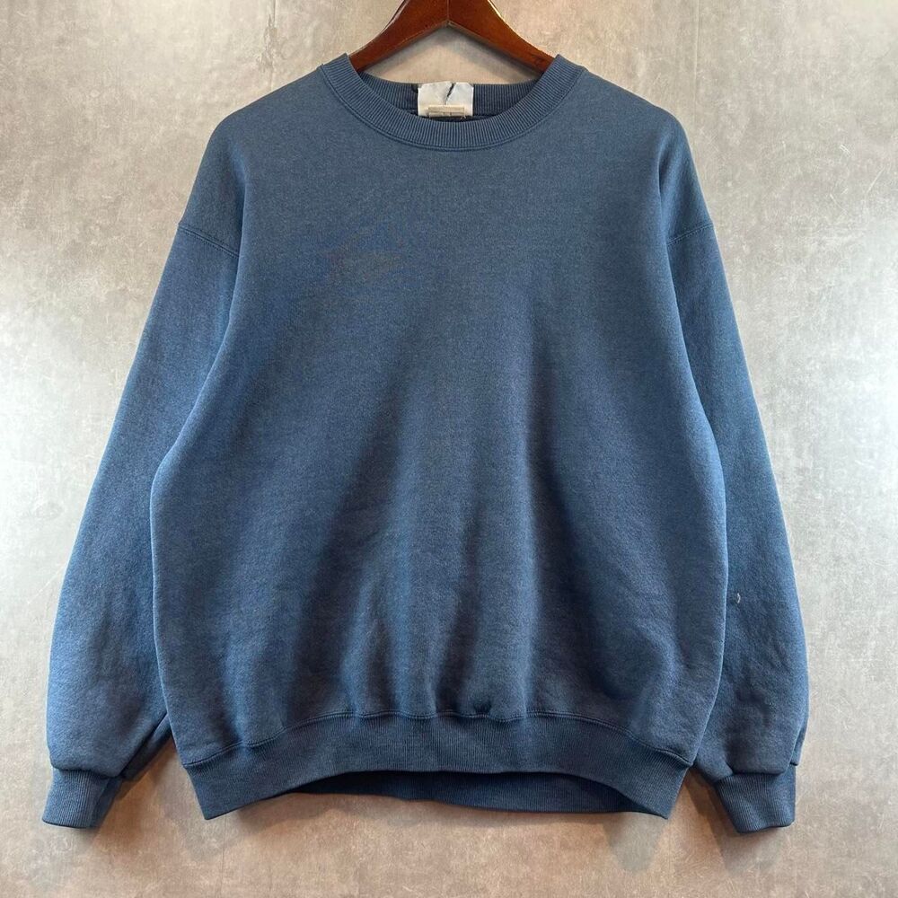 Lee Men's Blue and Navy Sweatshirt